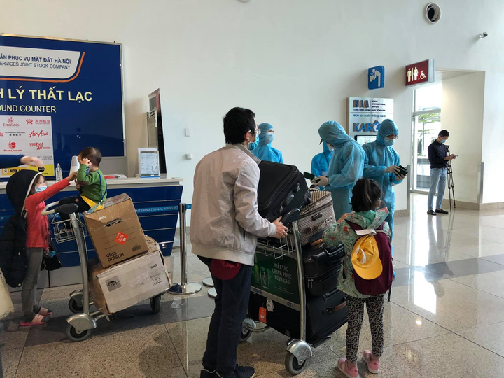 Nhật ký của du học sinh Việt trên chuyến bay cuối cùng từ châu Âu về quê hương - 8