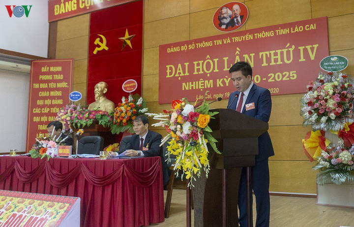 Đại hội Đảng cơ sở đầu tiên ở Lào Cai ứng dụng 4.0 không giấy tờ - 5