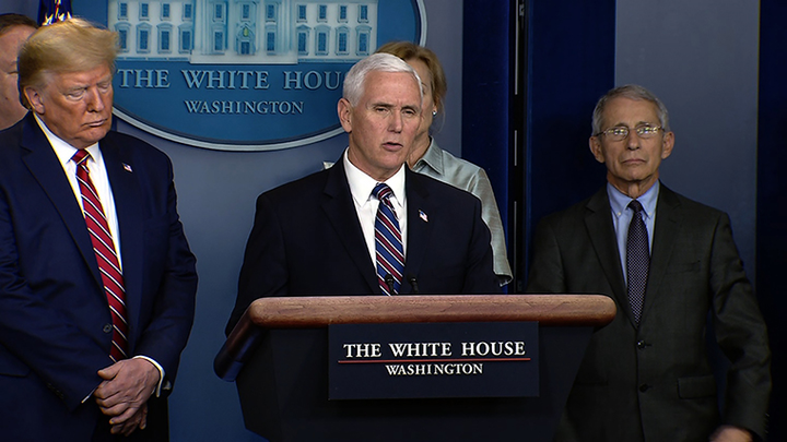 Nhân viên văn phòng Phó Tổng thống nhiễm virus corona, có tiếp xúc gần ông Trump - 1