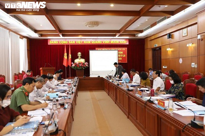 Sau 2 tháng 'trống ghế', huyện nghèo của Đắk Lắk có Bí thư mới - 1