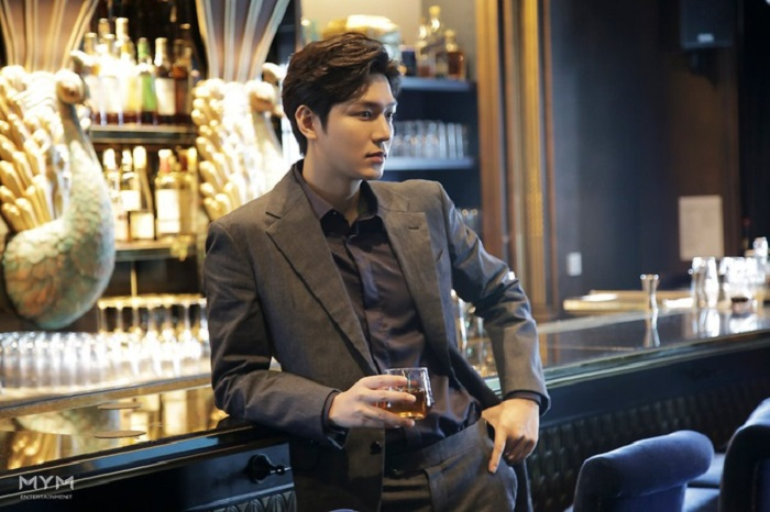 Lee Min Ho trở lại với loạt ảnh hậu trường phim - 10