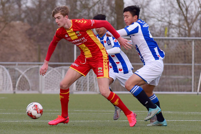 Thêm lý do SC Heerenveen muốn giữ Đoàn Văn Hậu? - 1
