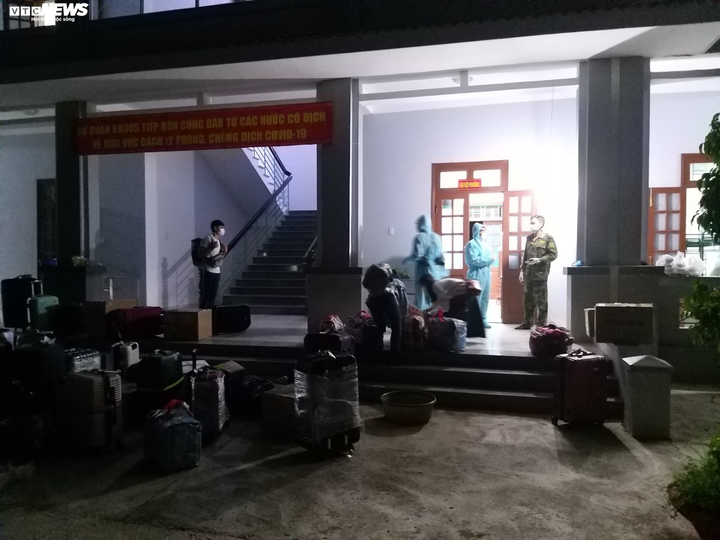 Quân đội ở Khánh Hòa tiếp nhận cách ly 200 người từ Nhật Bản - 6