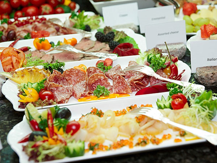 Làm sao để phòng tránh Covid-19 khi đi du lịch? - 2