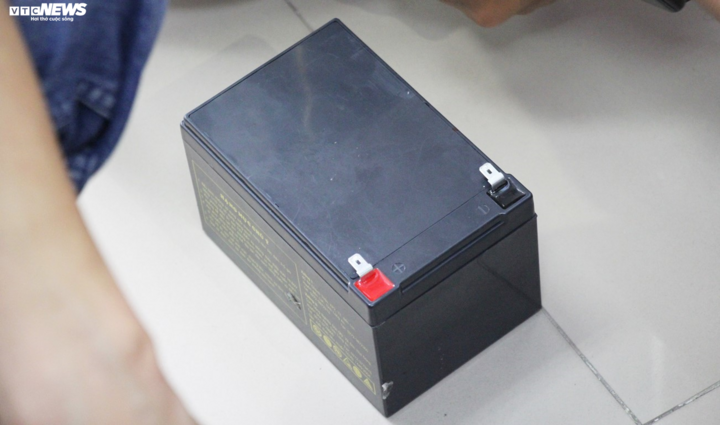 Cận cảnh robot BK-AntiCovid phục vụ trong khu cách ly ở Đà Nẵng - 7