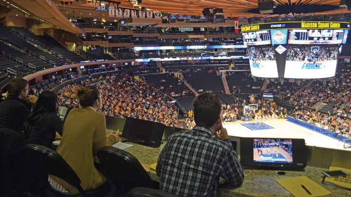 Covid-19 'quét sạch' giải đấu đỉnh cao, báo chí thể thao thiệt hại thế nào? - 3