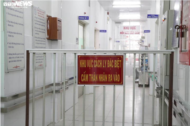 Những người tiếp xúc với bệnh nhân nhiễm virus corona ở TP.HCM giờ ra sao? - 1