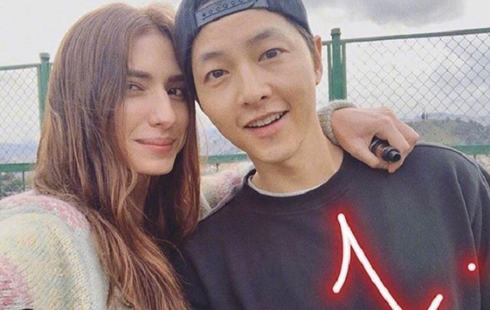 Song Joong Ki về Hàn Quốc cách ly 14 ngày - 2