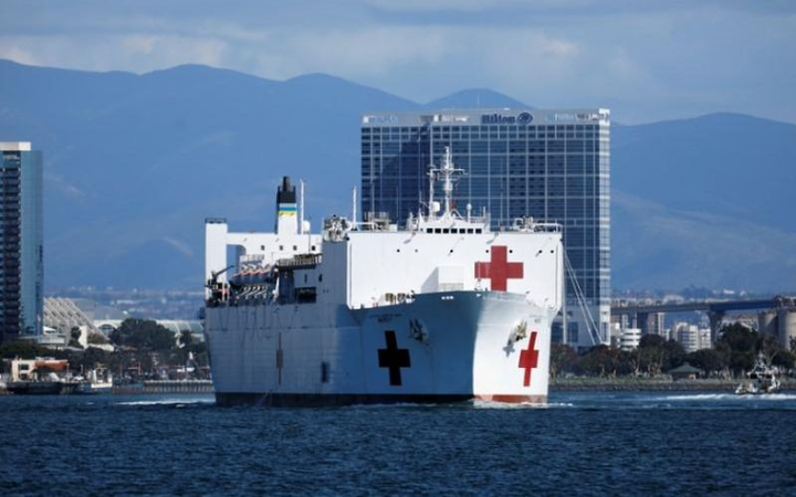 Covid-19 càn quét, nhiều bang ở Mỹ xin cứu trợ khẩn cấp - 2