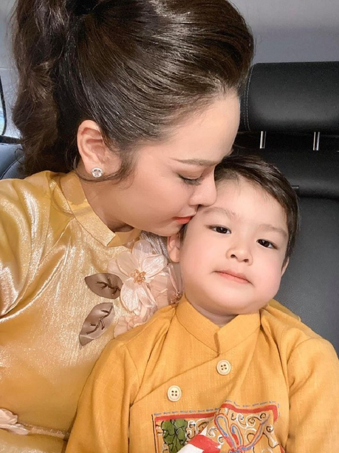 Chồng cũ Nhật Kim Anh: 'Con đang sống yên ổn cô ấy lại giành nuôi' - 2