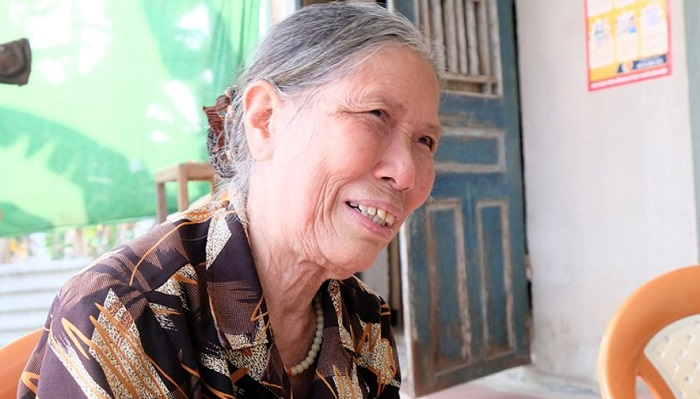 Xúc động tâm thư của cụ bà 78 tuổi dành tiền ủng hộ chống dịch Covid-19 - 1