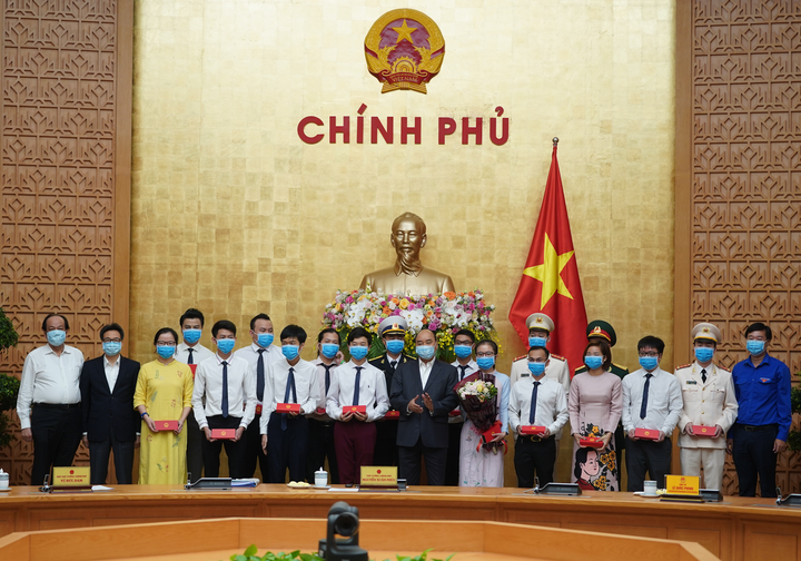 Thủ tướng: Huy động 6,3 triệu đoàn viên tham gia, hỗ trợ công tác khai báo y tế - 2