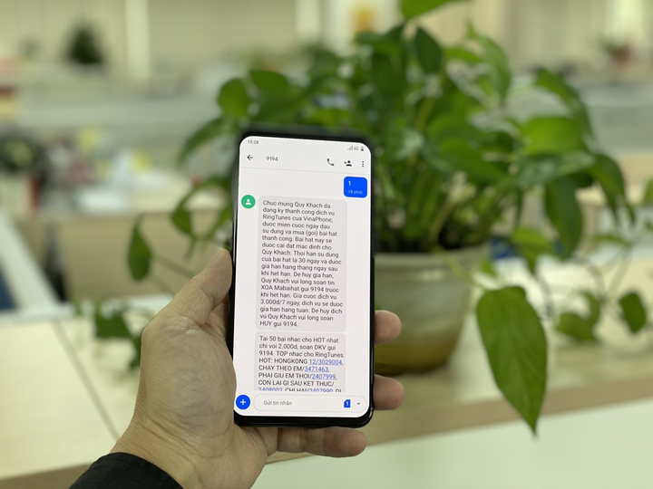 Cùng VinaPhone lan toả giai điệu: Việt Nam ơi! Đánh bay Covid - 3