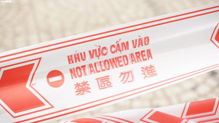 Ảnh: Công viên TP.HCM đồng loạt phong tỏa khu vui chơi trẻ em, khu tập thể dục - 8