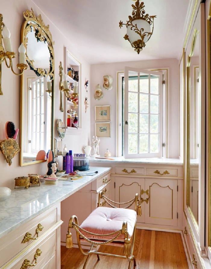 Biệt thự có một không hai của vũ nữ thoát y Dita Von Teese - 8