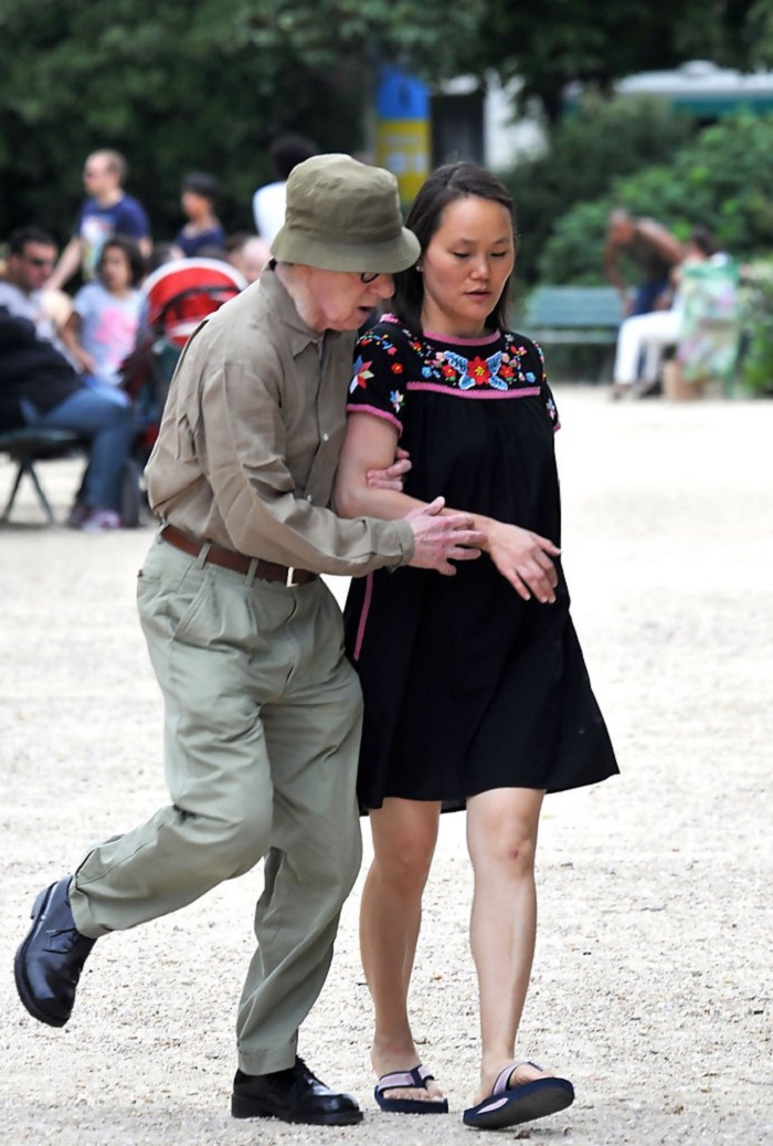 Đạo diễn Woody Allen: 4 lần đoạt Oscar, vết nhơ cưới con gái nuôi của người tình - 7