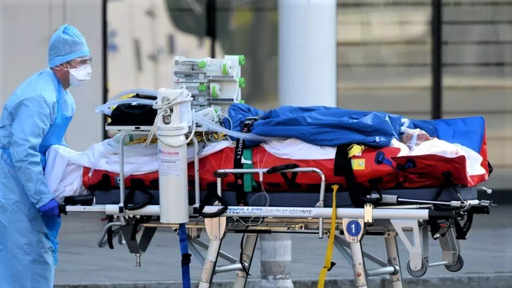 Cái chết của cô gái trẻ nhiễm virus corona và lời cảnh tỉnh cho toàn nước Pháp - 2