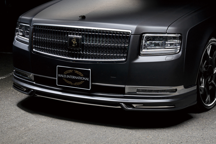 Hãng độ Wald nâng tầm đẳng cấp xe sang Toyota Century của Nhật Bản - 3