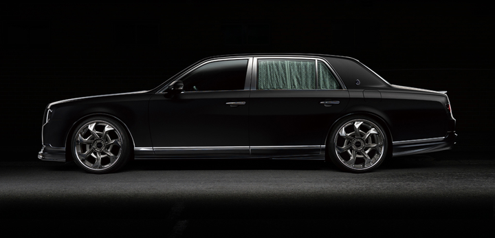 Hãng độ Wald nâng tầm đẳng cấp xe sang Toyota Century của Nhật Bản - 6