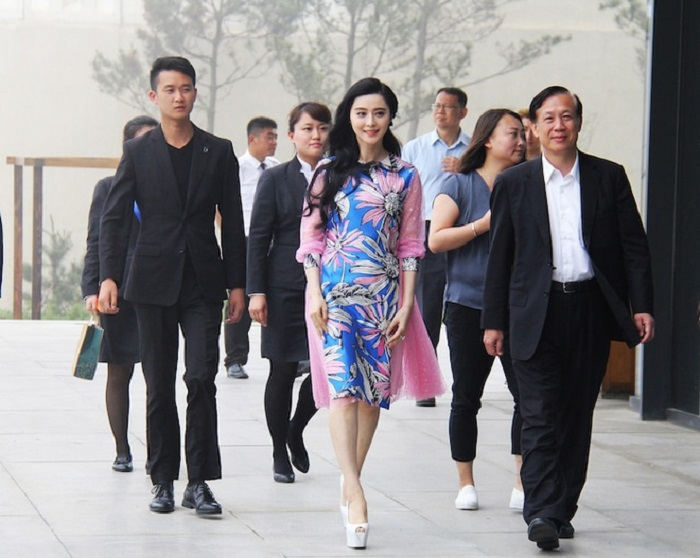 Biệt thự hàng triệu USD của Phạm Băng Băng bị phá bỏ - 2