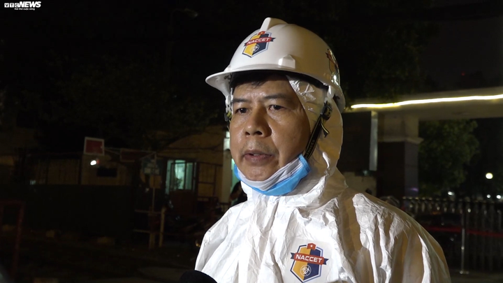 Ảnh: Gần 70 chiến sĩ phun khử trùng tiêu độc toàn bộ Bệnh viện Bạch Mai - 3