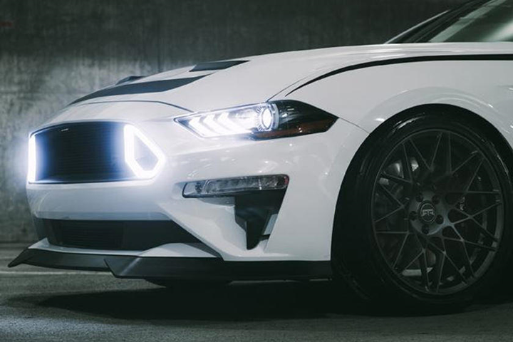 Hãng RTR ra mắt gói độ đặc biệt kỷ niệm sinh nhật 10 năm - 7