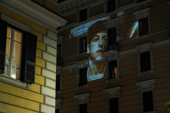 Những bức ảnh không thể bỏ qua trong mùa dịch Covid-19 - 4