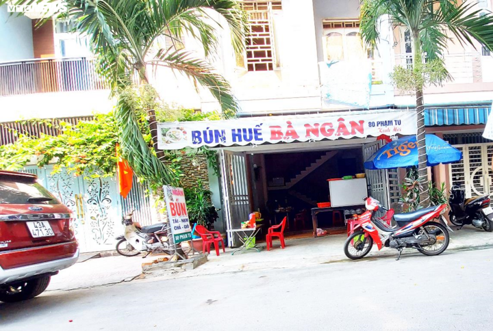 Bất chấp lệnh cấm, nhiều hàng ăn Đà Nẵng vẫn mở cửa - 1