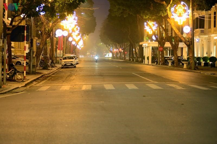 Chung tay chống dịch Covid-19, các dự án của Sunshine Homes rực sáng suốt đêm - 2