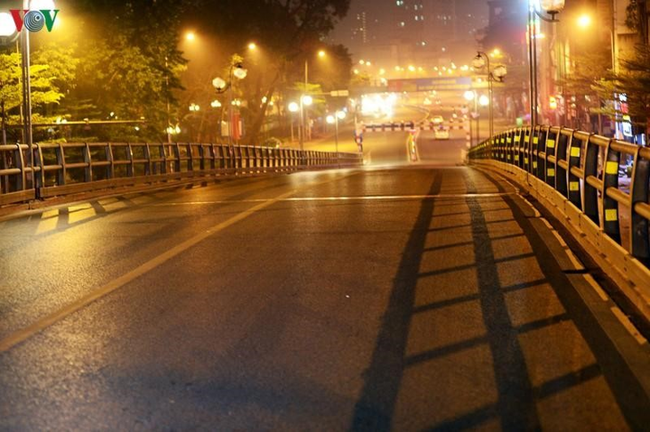 Chung tay chống dịch Covid-19, các dự án của Sunshine Homes rực sáng suốt đêm - 3