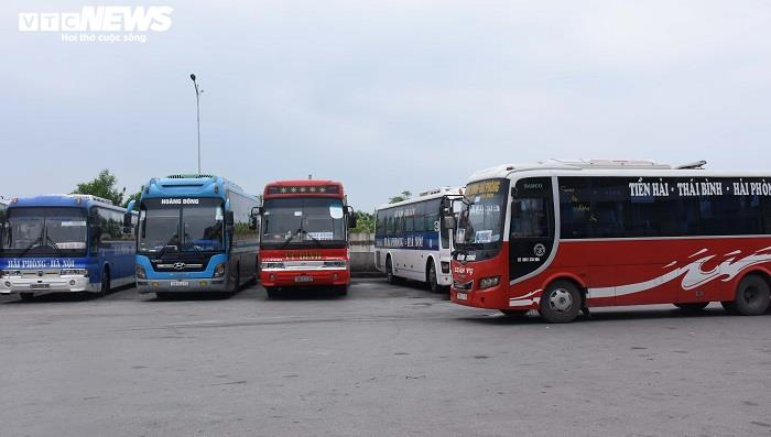 Hải Phòng ngưng giải quyết thủ tục hành chính, dừng chở khách đi, đến thành phố - 1