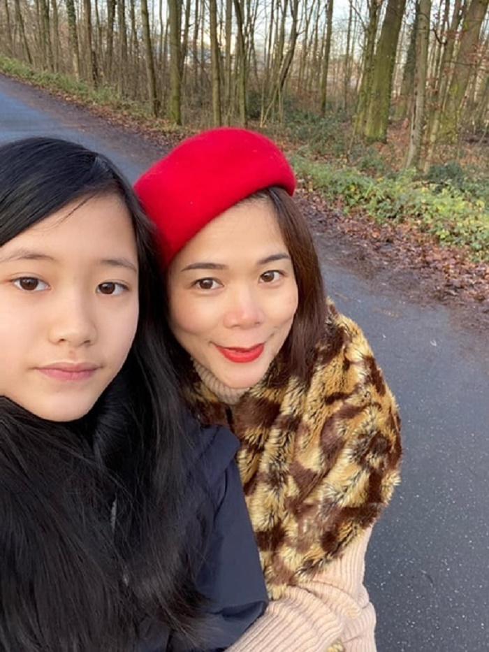 Con gái Mỹ Lệ đón sinh nhật buồn tại Đức - 1