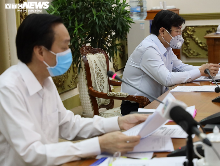 Vé số ngừng bán chống Covid-19: Bài toán cho lao động 'phi chính thức' - 3