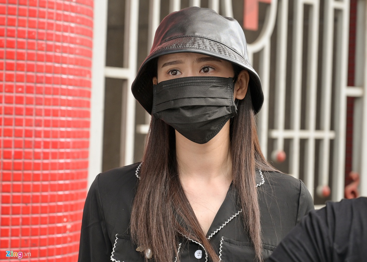 Trương Quỳnh Anh, Ốc Thanh Vân khóc đưa tiễn Mai Phương về nơi an nghỉ - 6