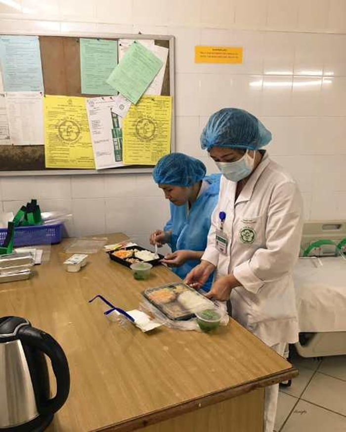 Rớt nước mắt với hình ảnh trong khu cách ly Bệnh viện Bạch Mai - 10