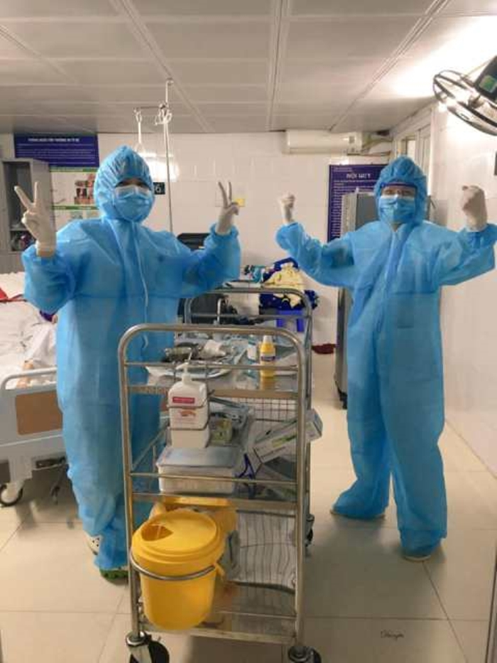 Rớt nước mắt với hình ảnh trong khu cách ly Bệnh viện Bạch Mai - 13