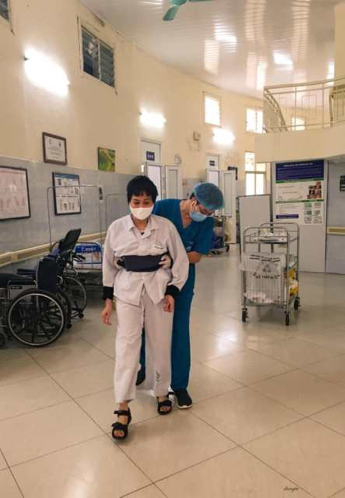 Rớt nước mắt với hình ảnh trong khu cách ly Bệnh viện Bạch Mai - 9