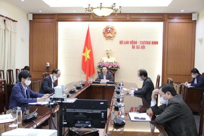 Những đối tượng nào sẽ được nhận tiền hỗ trợ do Covid-19? - 1