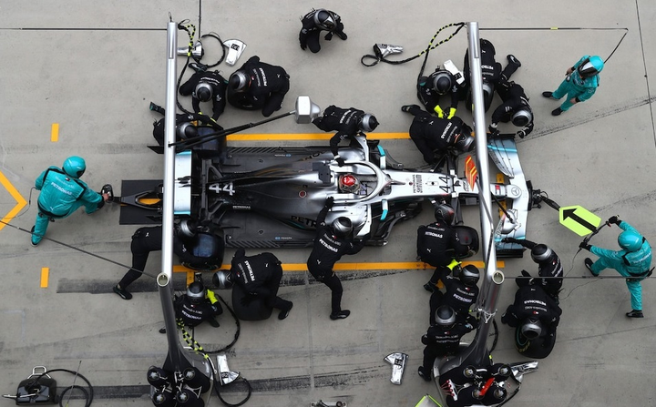 Đội đua F1 chế tạo thành công thiết bị thay thế máy thở trong 7 ngày - 1