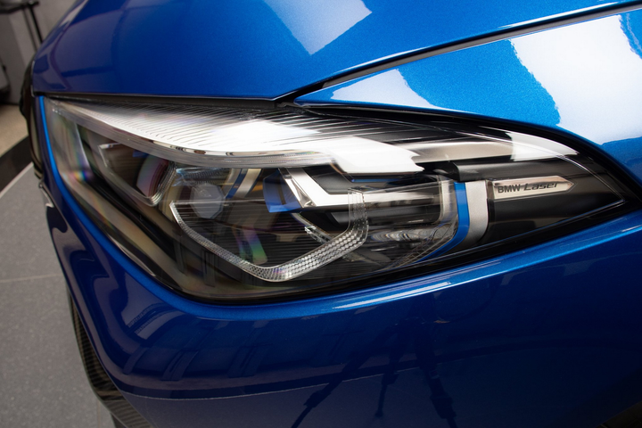 BMW M8 Gran Coupe 2020 hoàn hảo trong màu sơn độc lạ - 6