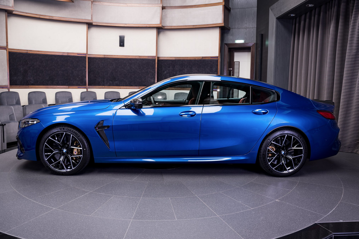 BMW M8 Gran Coupe 2020 hoàn hảo trong màu sơn độc lạ - 3