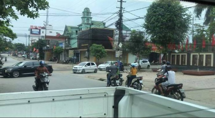 Tổ chức cưới linh đình cho con giữa mùa dịch Covid-19, PGĐ bệnh viện nói gì? - 4