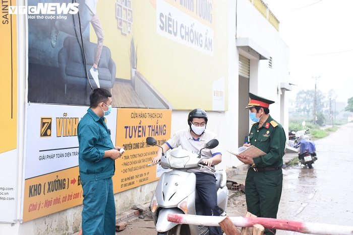 Những cựu chiến binh xông pha chống 'giặc Covid-19' - 5