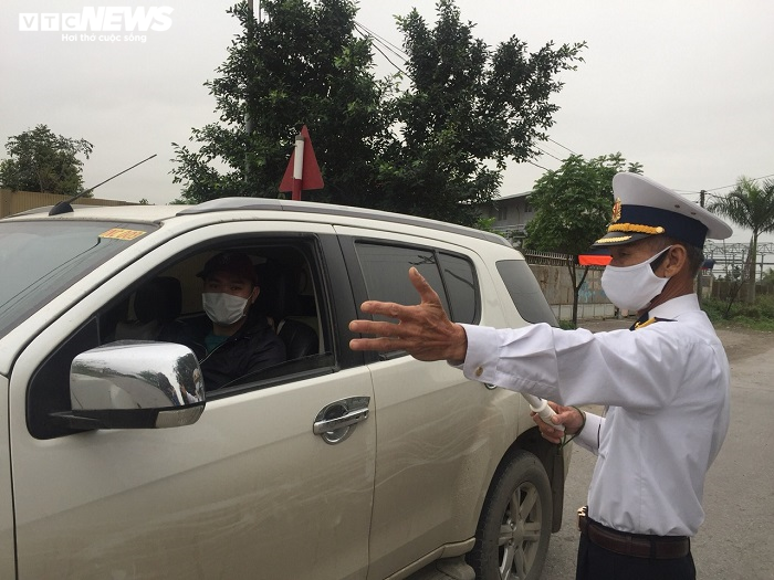 Những cựu chiến binh xông pha chống 'giặc Covid-19' - 3