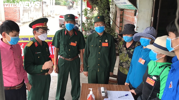 Những cựu chiến binh xông pha chống 'giặc Covid-19' - 4