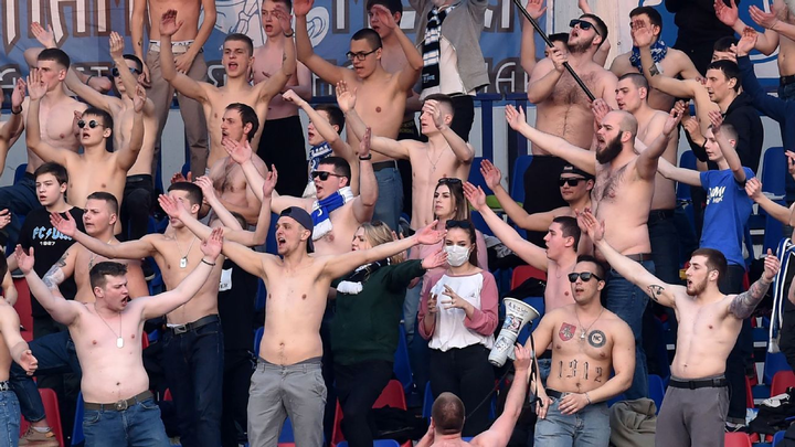 Những khoảnh khắc đẹp nhất của thế giới bóng đá năm 2020 đến lúc này - 13