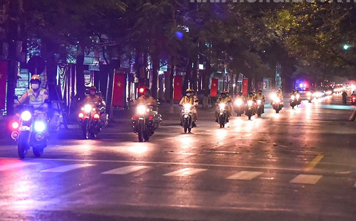 Ảnh: Công an Hải Phòng ra quân tuần tra, kiểm soát sau 22h hàng ngày - 10