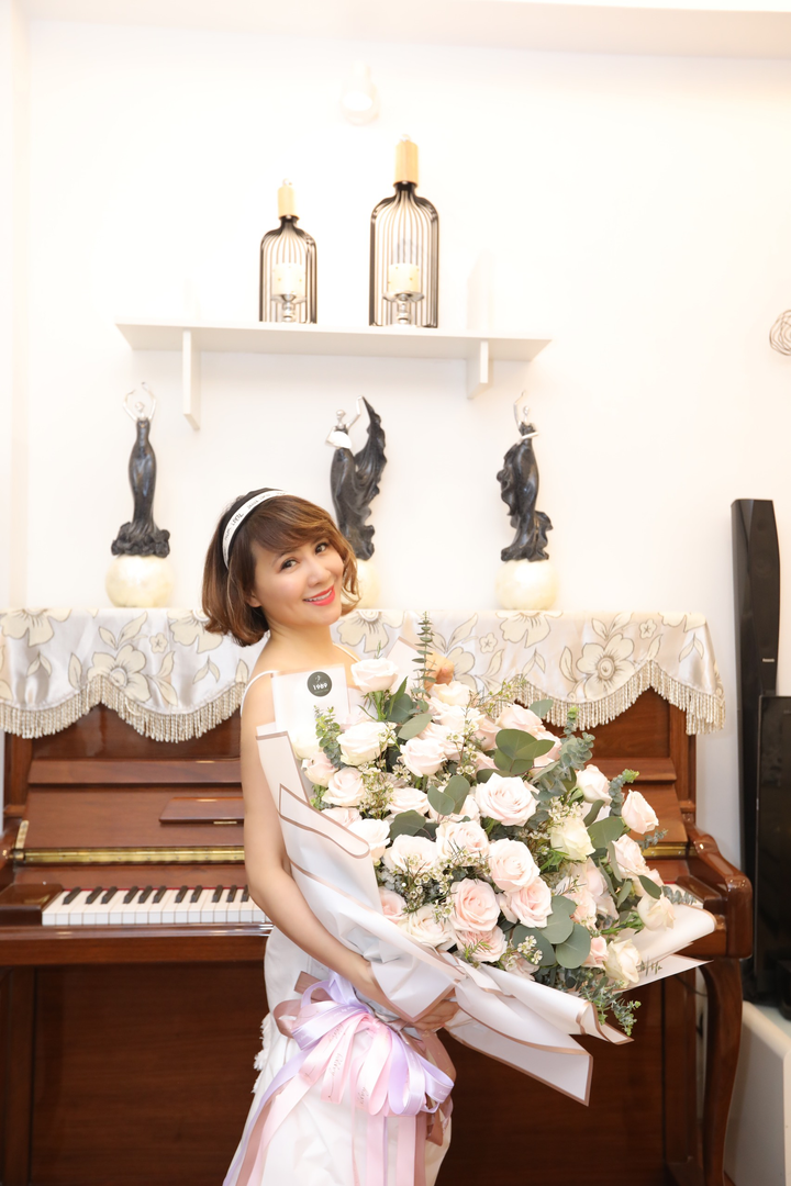 Cách ly toàn xã hội, NTK Tuyết Lê tổ chức sinh nhật theo cách cực độc - 2