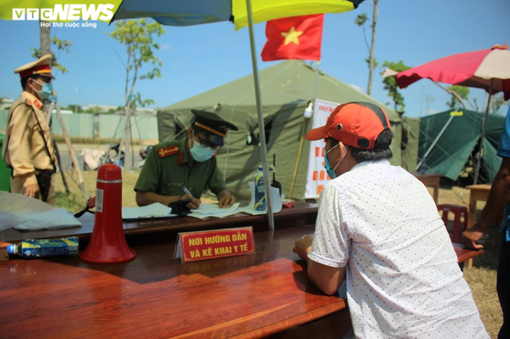 Bí thư Quảng Nam: 'Cán bộ tổ chức cưới cho con mùa dịch, cho nghỉ việc ngay' - 2