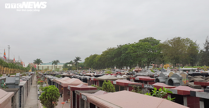 Nghĩa trang lớn nhất Hải Phòng vắng vẻ chưa từng thấy trong ngày Tết Thanh minh - 8